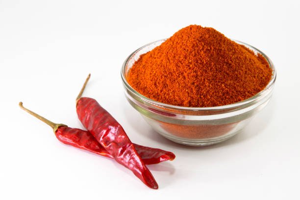 Dried red chilli and powder